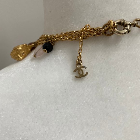 RARE CHANEL Rare Authentic 01A 2001 Multi Charms Animals Crystals Necklace - Picture 7 of 8